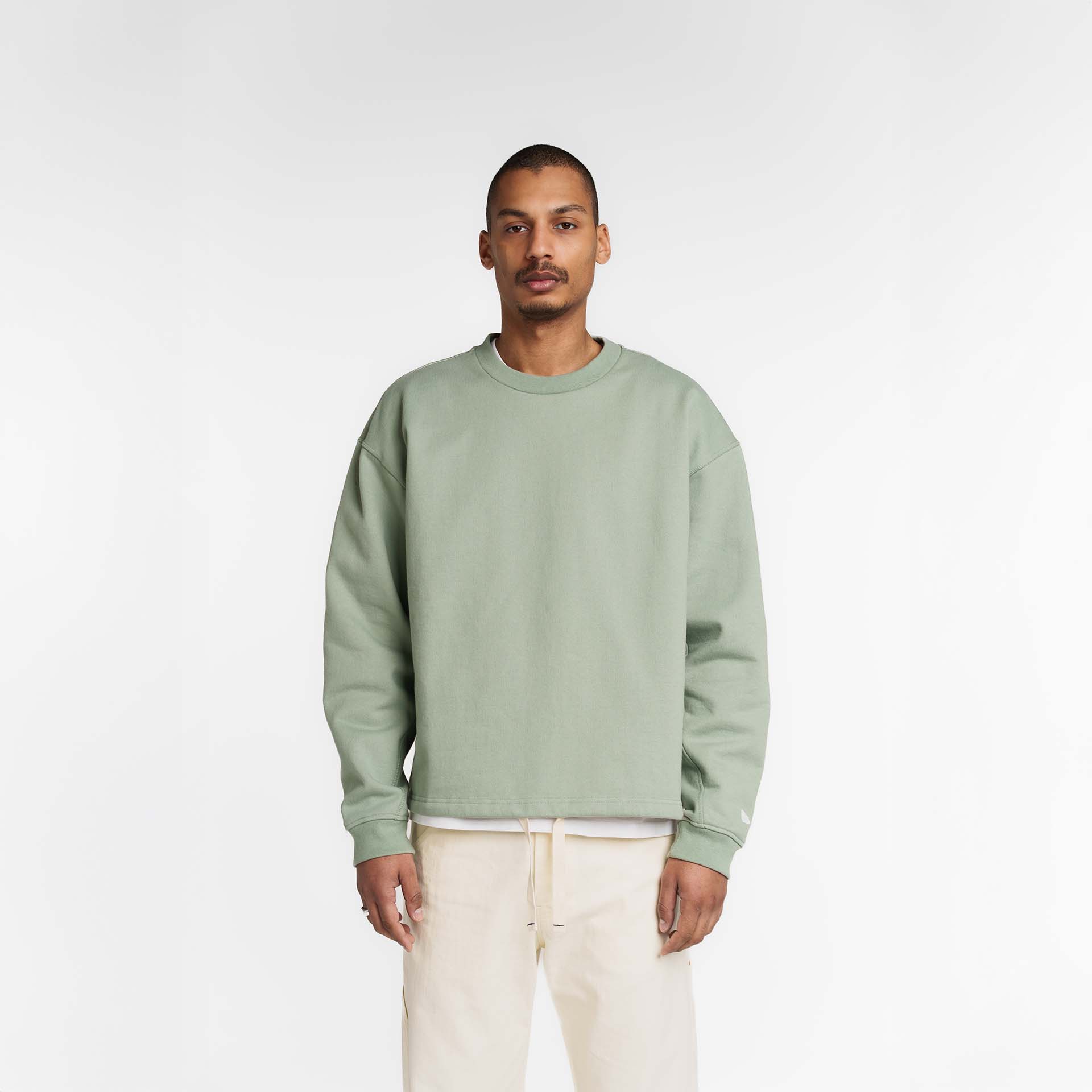 New Era Branded Alden Everest Green Crewneck - Nextgenmallstore