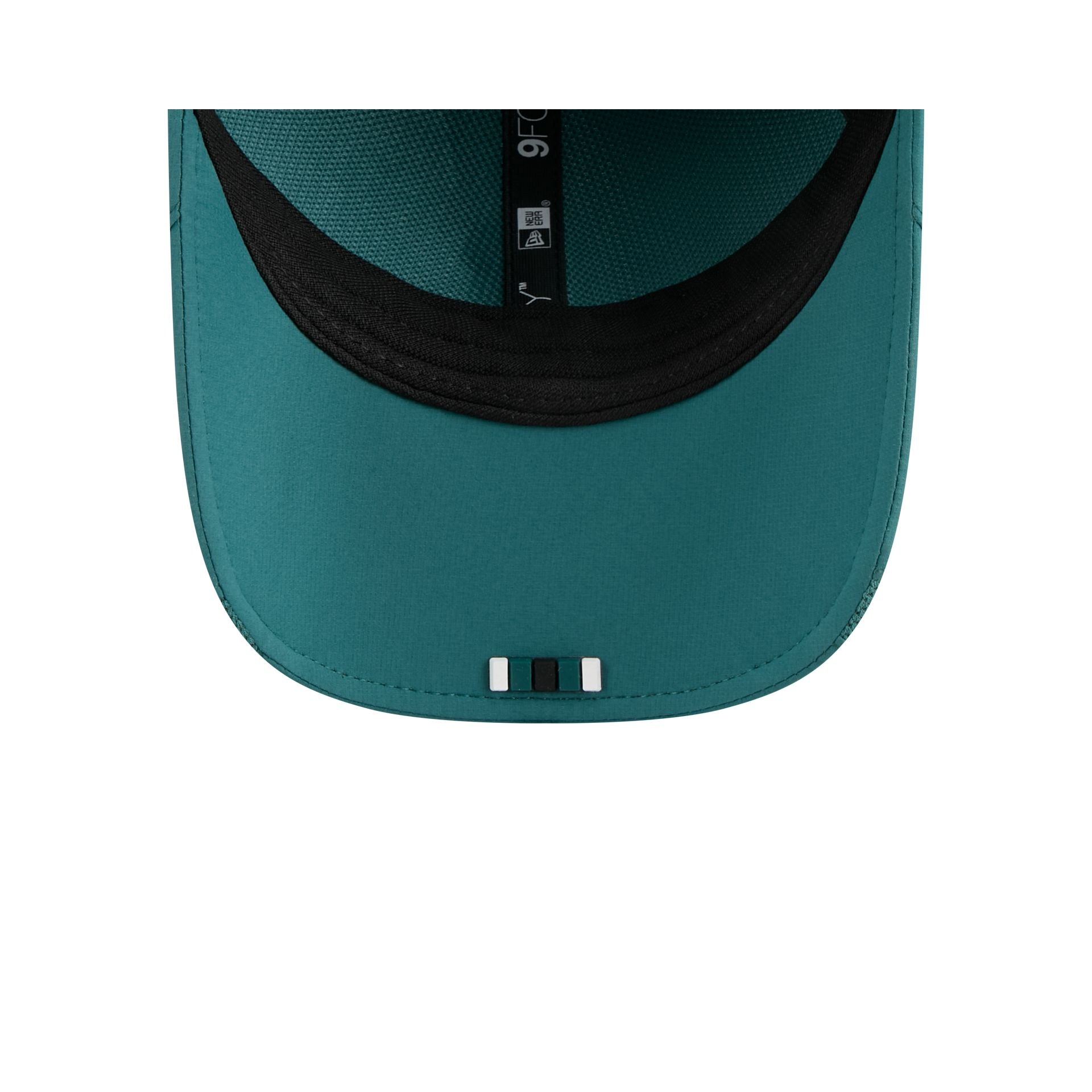 Philadelphia Eagles 2025 Sideline Hot Weather 9FORTY M-Crown Snapback Hat