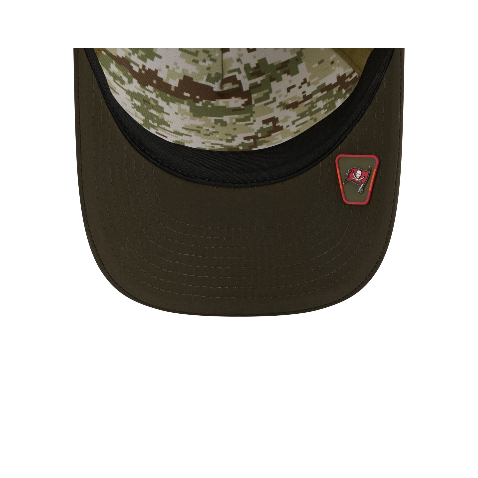 Tampa Bay Buccaneers 2025 Salute to Service 9FORTY M-Crown A-Frame Trucker Hat