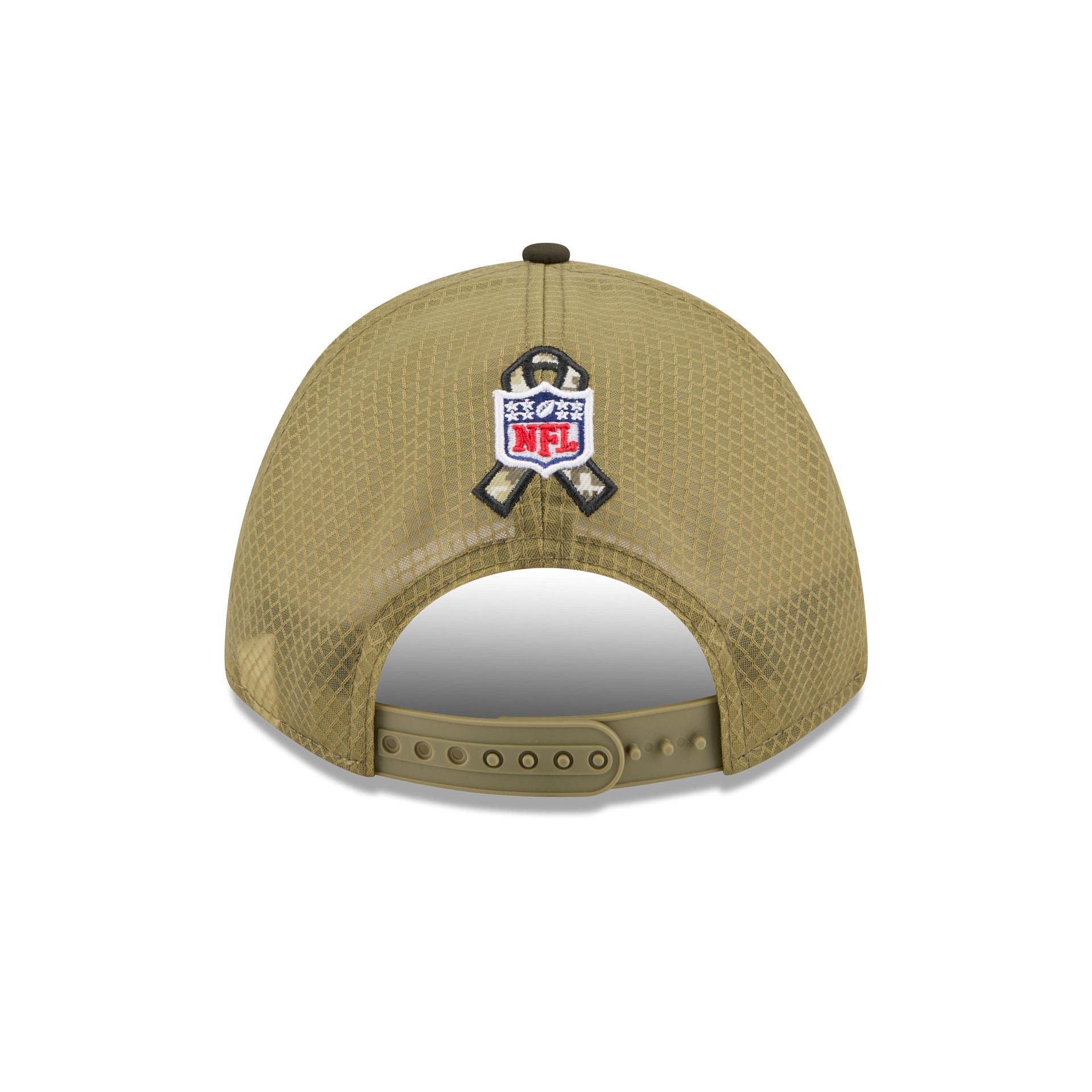 Tennessee Titans 2025 Salute to Service 9FORTY M-Crown A-Frame Trucker Hat