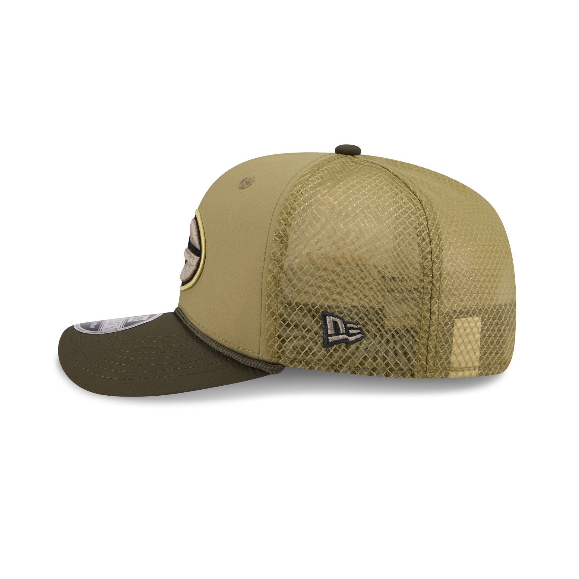 Green Bay Packers 2025 Salute to Service 9SEVENTY Trucker Hat