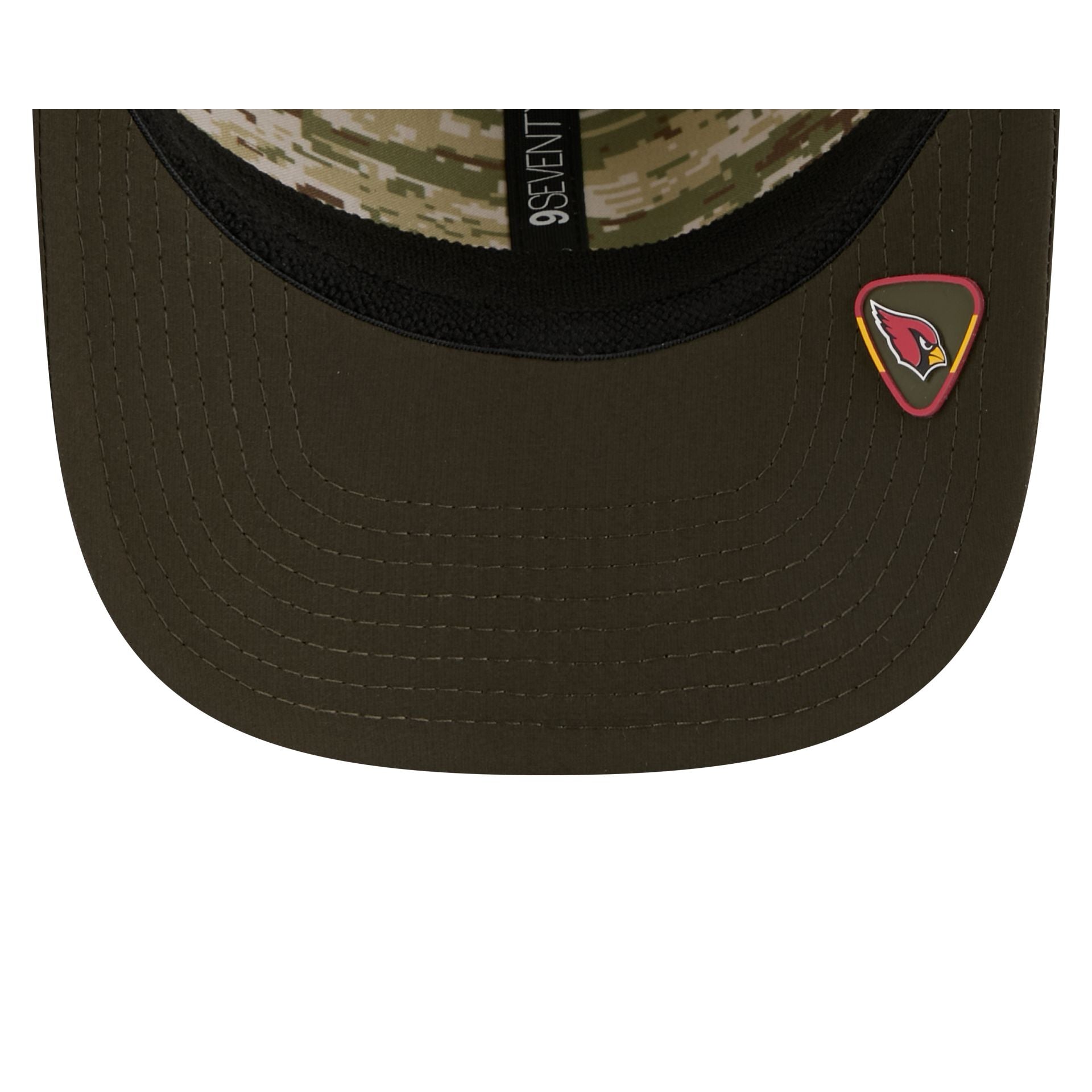 Arizona Cardinals 2025 Salute to Service 9SEVENTY Trucker Hat