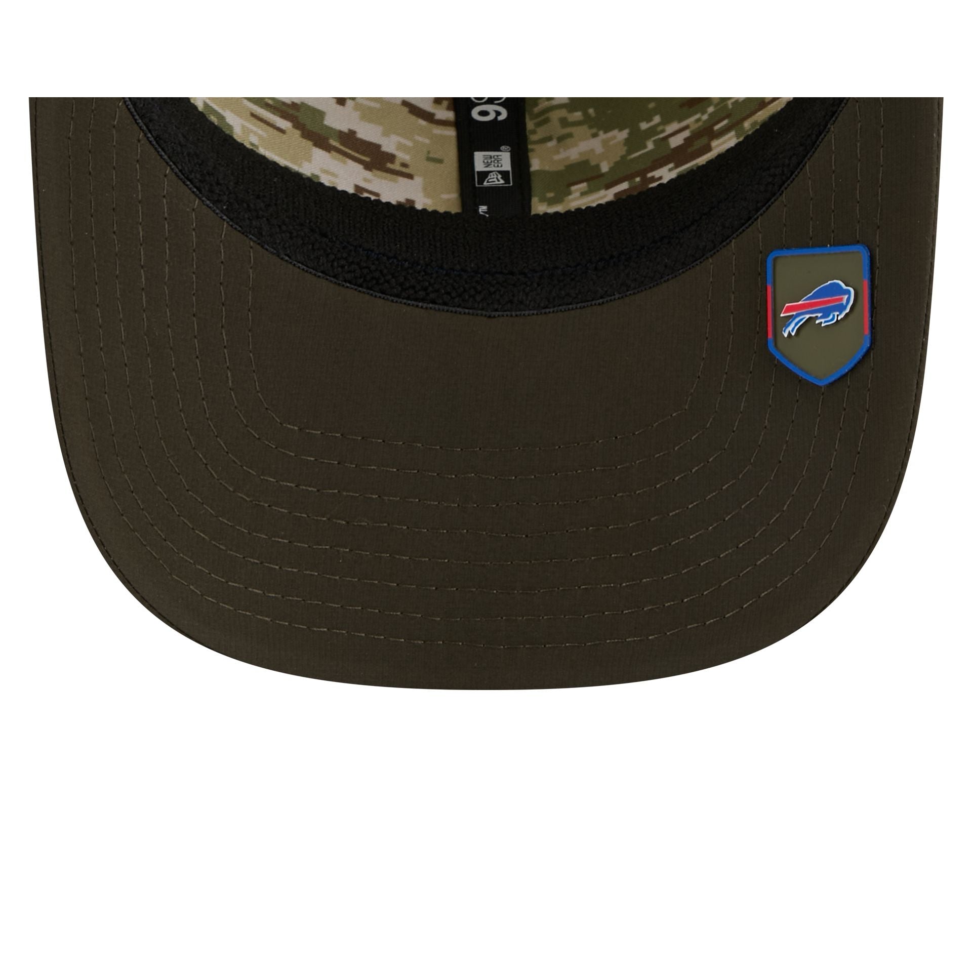 Buffalo Bills 2025 Salute to Service 9SEVENTY Trucker Hat