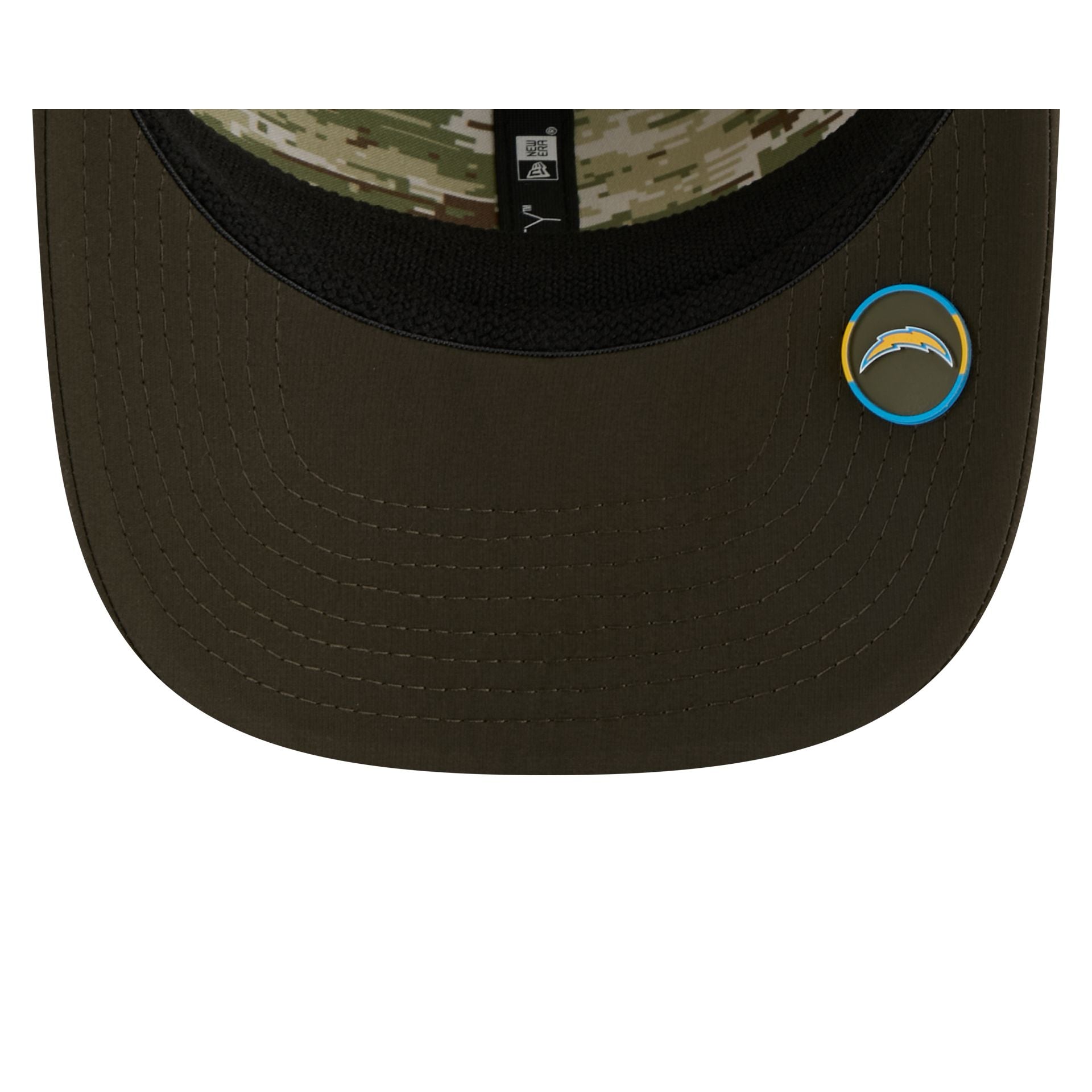 Los Angeles Chargers 2025 Salute to Service 9SEVENTY Trucker Hat