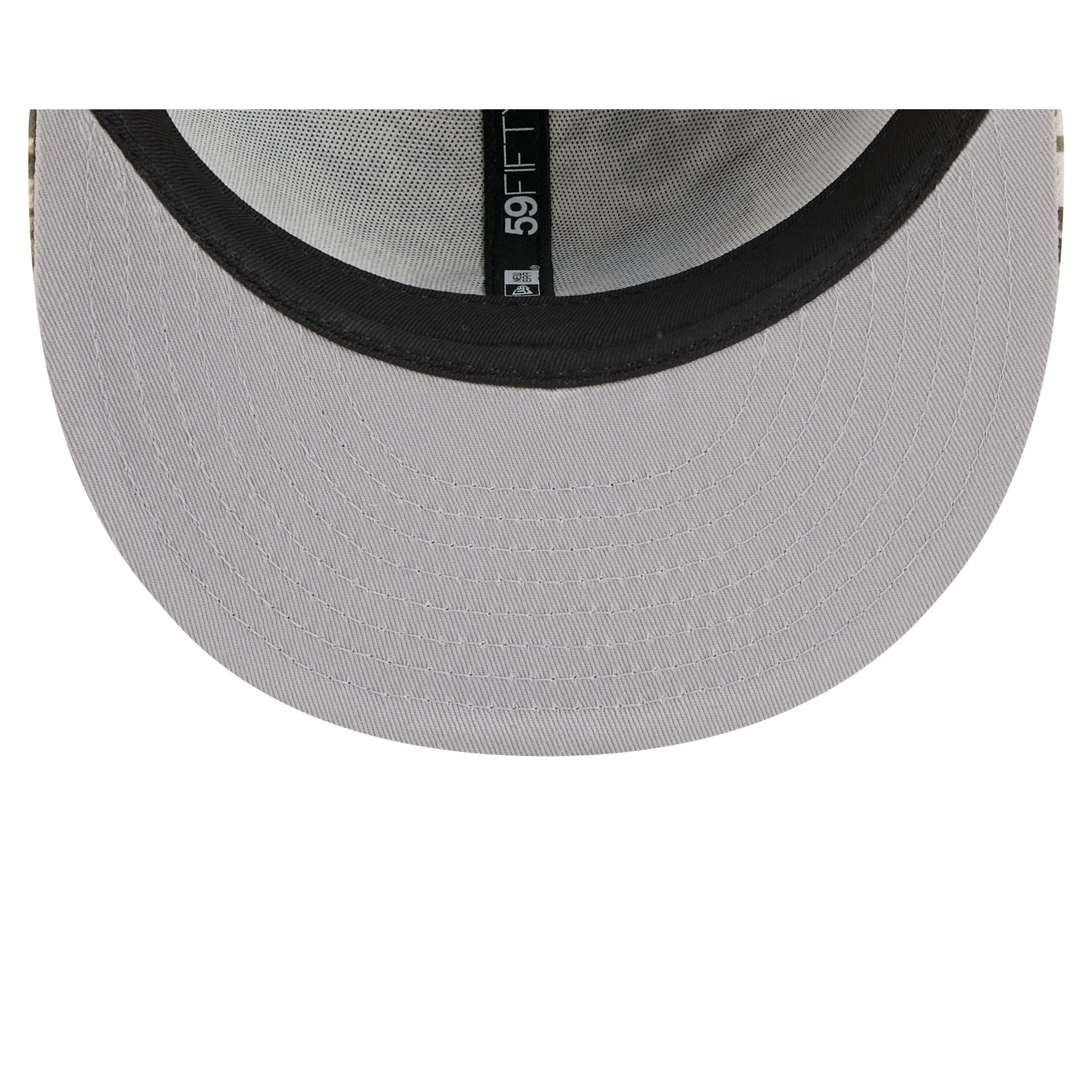 Tennessee Titans 2025 Salute to Service Fan Gear 59FIFTY Fitted Hat