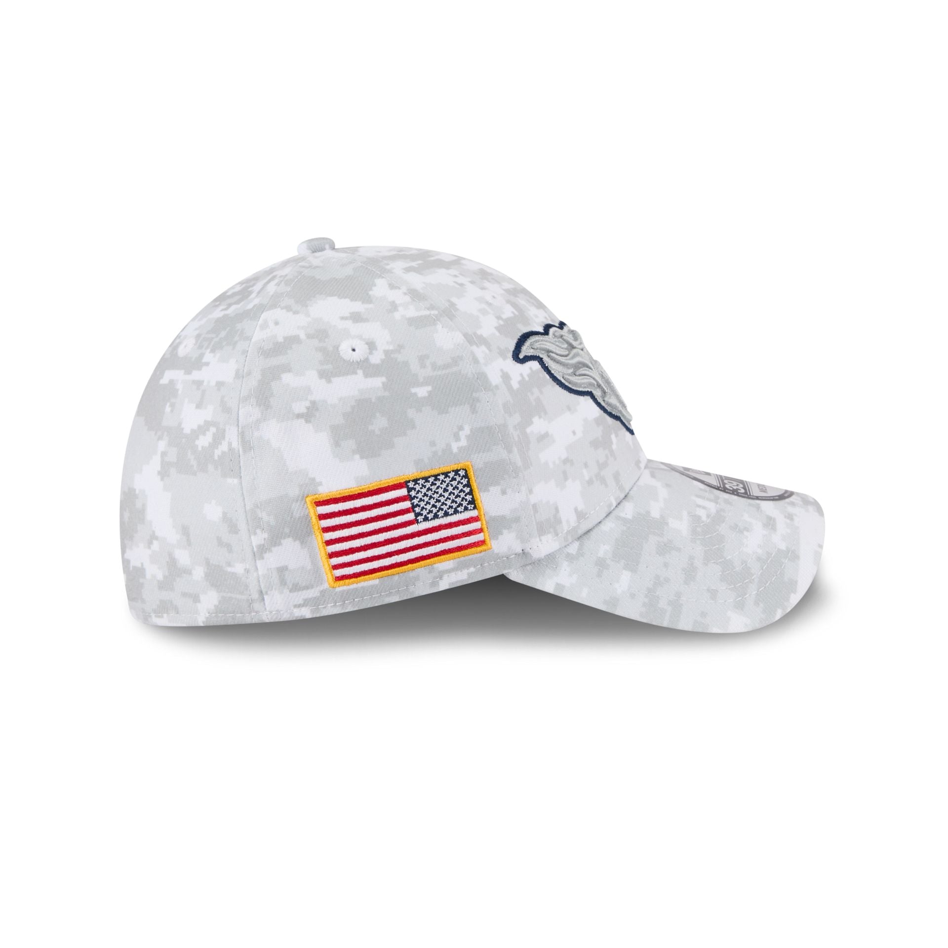 Tennessee Titans 2025 Salute to Service Fan Gear 39THIRTY Stretch Fit Hat